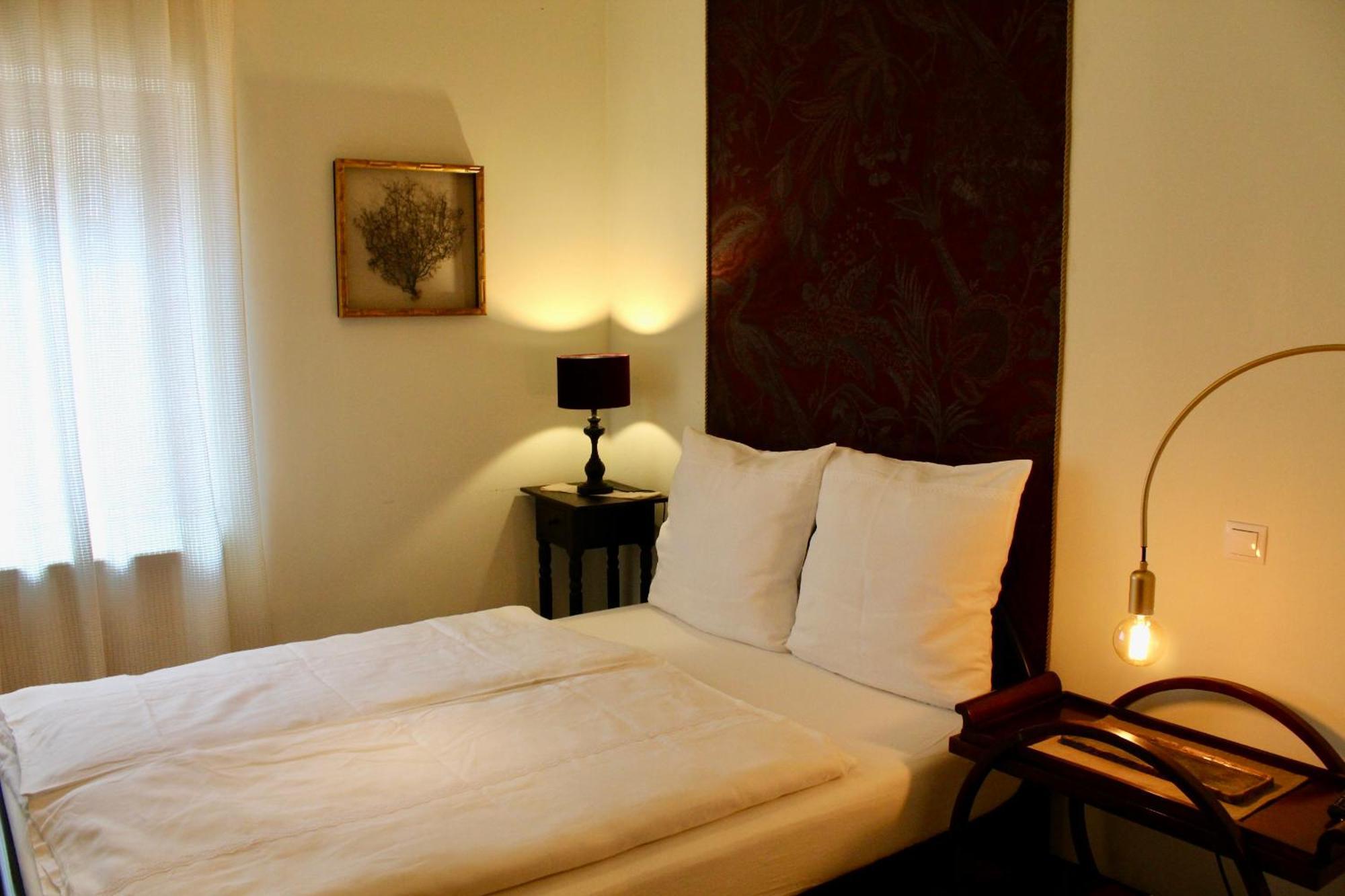 Guest house Pensiunea Agora